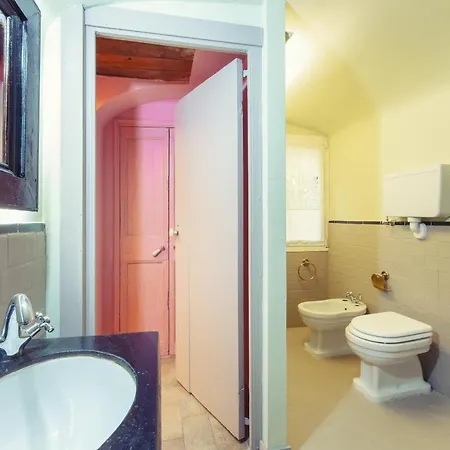 Rainbow Center By Wonderful Italy Apartment